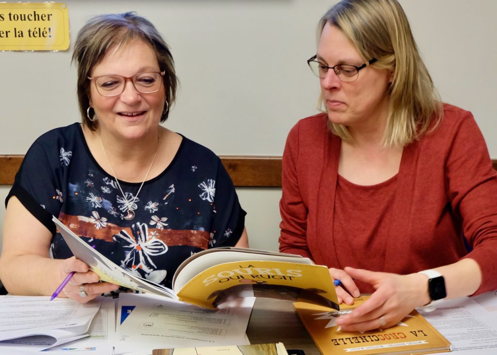 Les éducatrices en garderie Nathalie Toussaint et Nadine Morneault.